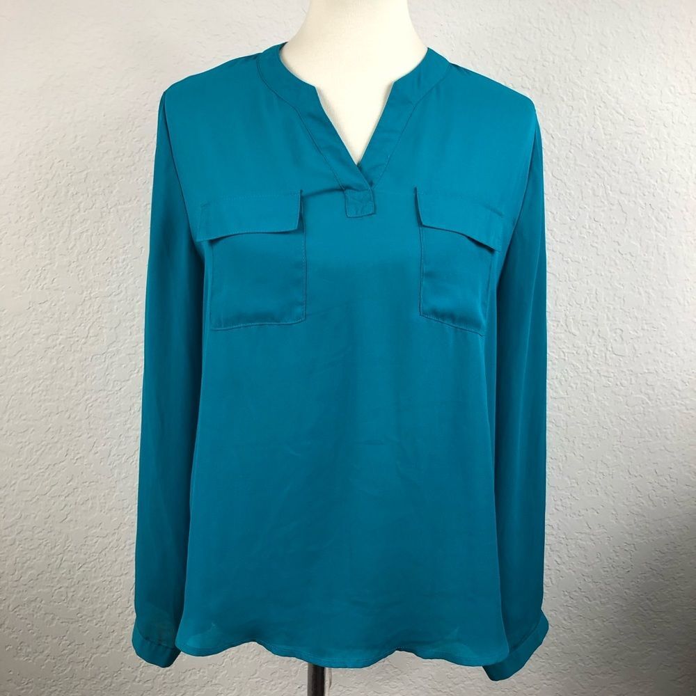 Chico’s Women’s Blue V Neck Hi Low Long Sleeve Shirt Top Blouse Sz 1 Medium